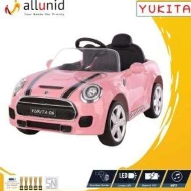 Yukita 06 Mobil aki Mini Cooper Pink