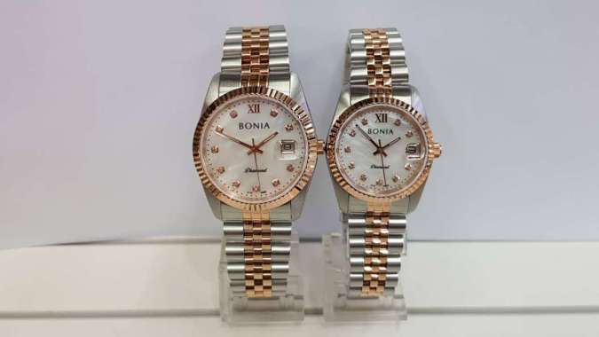 Bonia BNB10552 Diamond Jam Tangan Stainless Steel Wanita Silver Rosegold