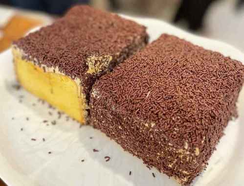 Tip Top Cake Ceres Besar Oleh oleh Legend Kesawan Medan Kecil