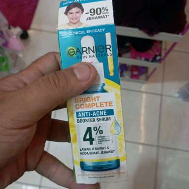 Garnier Bright Complete Anti Acne Serum