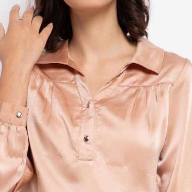 Sophistix Helga Lounge Top in Beige Helga Lounge - L