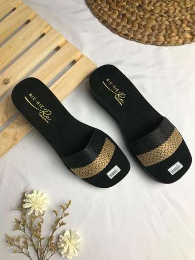 Sandal Slop Wanita Sandal Wedges Wanita Motif Webing Flat Tinggi 5 cm 40 Hitam