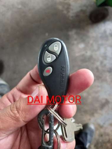 baterai remote nissan grand livina