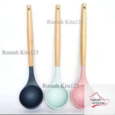 Centong sayur sop irus silikon tahan panas gagang kayu