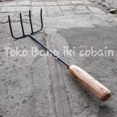 Garukan Sampah Garpu Taman Cangkrang Garuk Sampah Kecil Serokan got