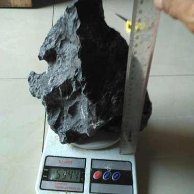 Batu Seiryu hitam Aquascape cocok buat posisi Oyaishi Multicolor