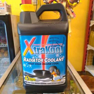 air radiator coolant 5 liter hijau merah