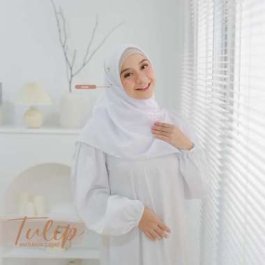 Koyu Hijab Segiempat Voal Luxury Payet Tulip WHITE