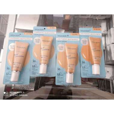 Wardah Lightening Liquid Foundation 02 Beige