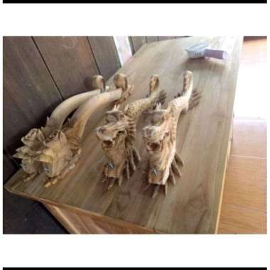 Hendel pintu ukir motif naga bahan kayu jati