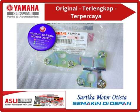 Original Plate Windshield 2 (Right) Yamaha Xmax (B74)