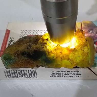 batu bacan doko Bongkahan tunggal