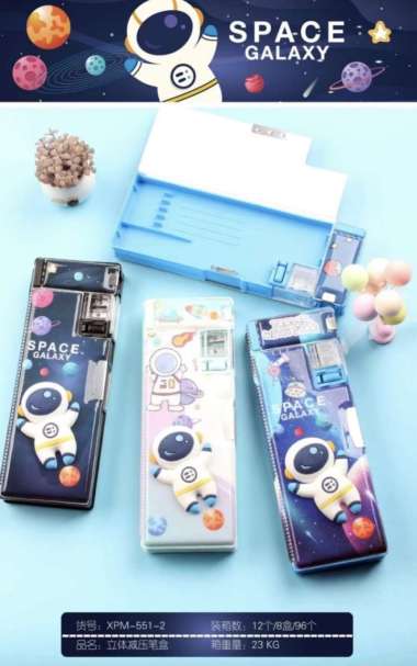 pencil case magnet squishy motif space satuan Multicolor