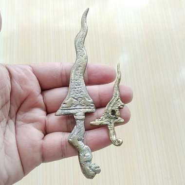 Paket 2 Pajangan Miniatur Keris Logam / Kuningan