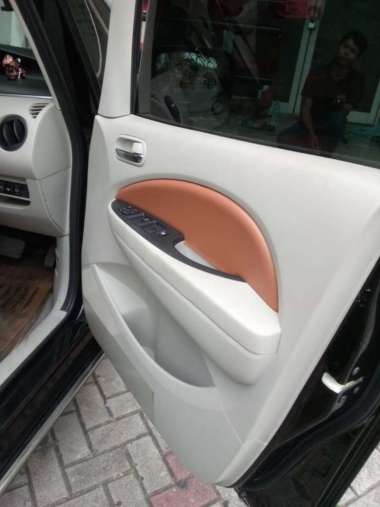 DOOR TRIM MAZDA BIANTE