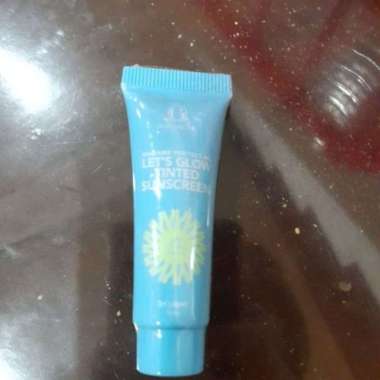 Sunscreen Madame gie protect me SPF 30 dan 50 pa +++ Tinted sunscreen 01