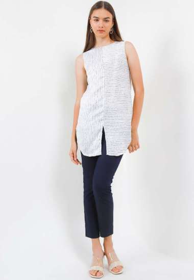 Camry Dress In White Navy Stripes XL