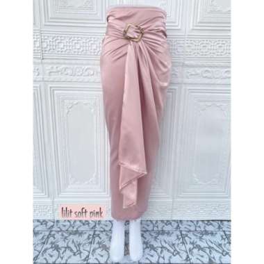 Rok Lilit Kain Serut Polos Sateen Silky Bawahan Kebaya Modern ROSEGOLD