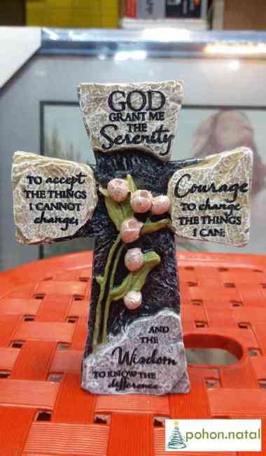 Salib Doa Serenity Prayer Tulip Duduk Meja Dekorasi Rohani Hadiah Kado