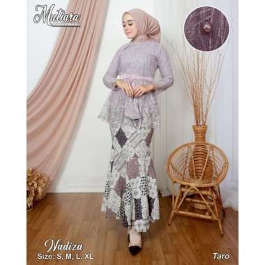 KEBAYA MODERN – SETELAN KEBAYA WISUDA L 1SET TARO