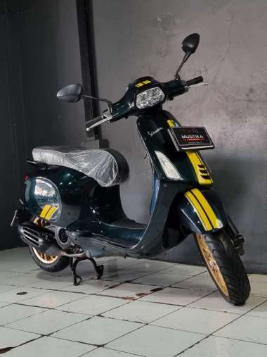 Vespa Racing Sixties '21