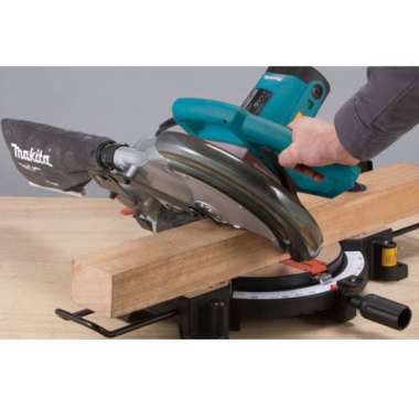 MAKITA M2300B MESIN MITER SAW POTONG ALUMINIUM 1500 W