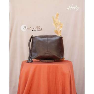 Hody Sachie Bag Sling Bag Quality Premium Tas Selempang Wanita Waterproof Tas Kulit Hody Dark brown