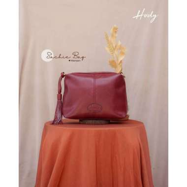 Hody Sachie Bag Sling Bag Quality Premium Tas Selempang Wanita Waterproof Tas Kulit Hody Maroon