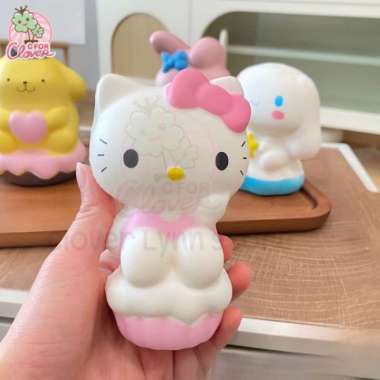 SQUISHY CUTE CHARACTER SITTING ON CAKE squishi lucu cute soft rare Cake HK