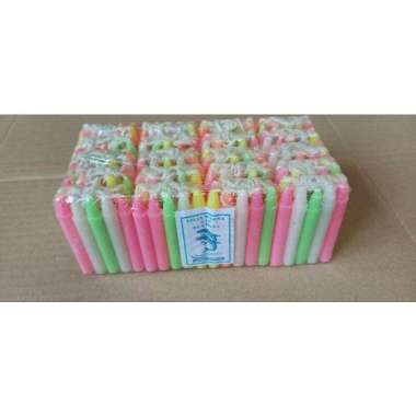 Lilin kecil warna warni