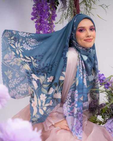 Zeta Scarves - Wisteria Series Sky