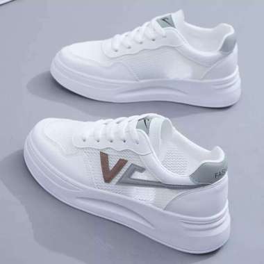 SPV Sepatu Wanita Sneakers Putih Korea Fashion SW 40 37 coklat