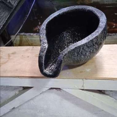 Kendi Pancuran Air Mancur 20x13cm |Kendi Air Mancur | Taman | Kolam