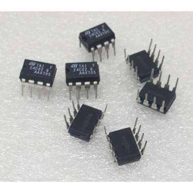 IC Memory EPROM 24C02 Original ST