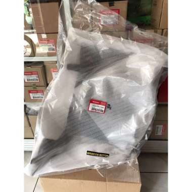 COVER UNDER - KOLONG NEW VARIO 125 - 150 ESP ORIGINAL HONDA 64340 K59 A70ZB