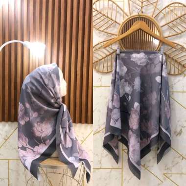 Jilbab Segiempat Voal Uk. 110*110