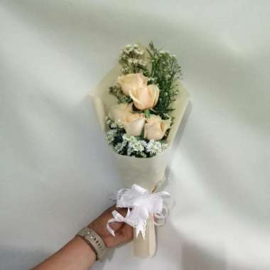 Bucket wisuda buket bunga wisuda bouquet bunga mawar asli