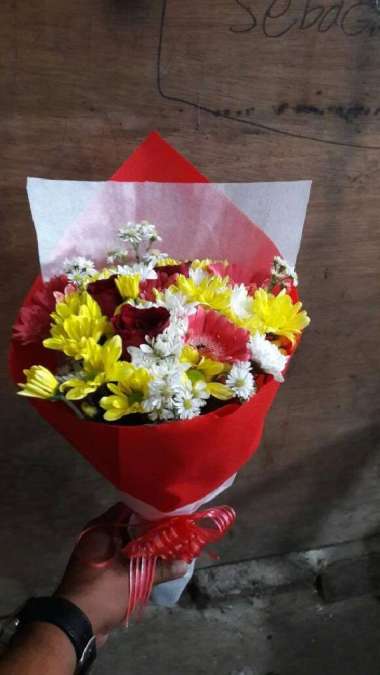 Buket Bunga / Bunga Wisuda / Buket Wisuda / Kado / Ucapan