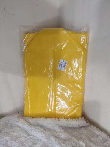Tas Spunbond Kotak KIKY Ukuran 21.5 x 20 x 27 Isi 12 pcs Kuning