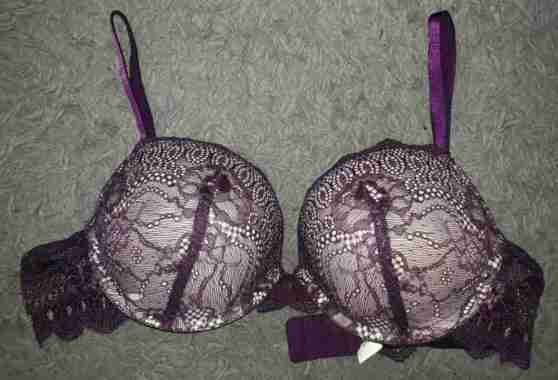 Bra Color Grape Lace Lurex Label 34B