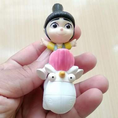 Mainan / Pajangan Patung Action Figure Agnes Despicable Me Toys Bekas