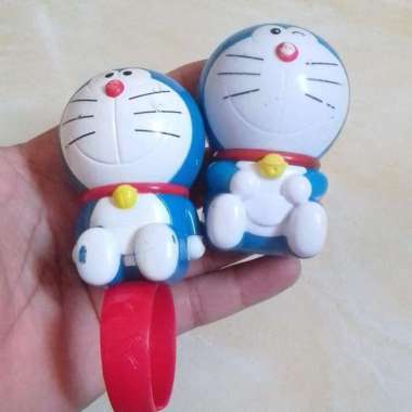 Paket 2 Mainan / Pajangan Patung Action Figure Doraemon Toys Bekas 01