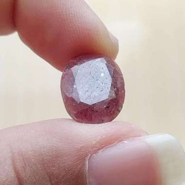 Batu Permata Natural Ruby Afrika Daging Opaque Oval Cutting Facet