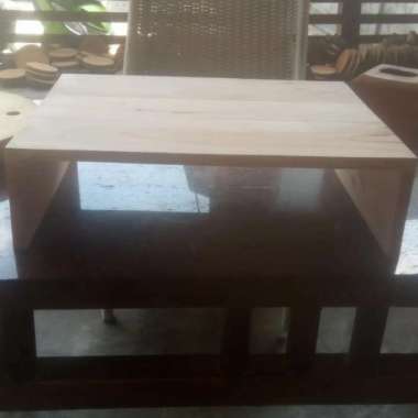 Meja Kecil Stand Display 80x30x10