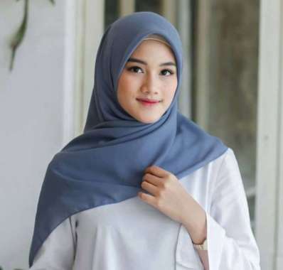 Hijab Bella Square Jilbab Kerudung Bella Square Polos DENIM