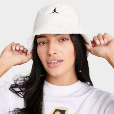 Topi air outlet jordan original