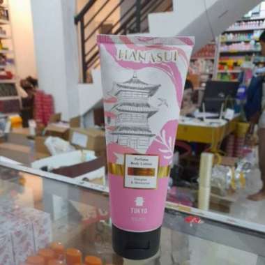 Hanasui parfume body lotion berightening uva+uvb prolection Tokyo