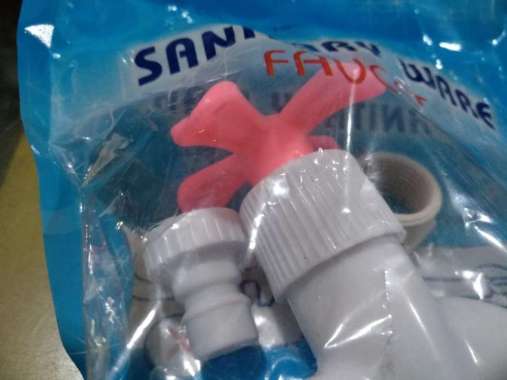 Keran Saluran Air Kamar Mandi 1/2 Inch Plastik Baling Baling PVC Bunga