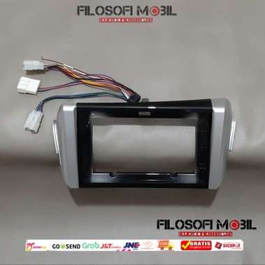 Frame Head Unit Android 9 inchi Toyota Innova Reborn 2016