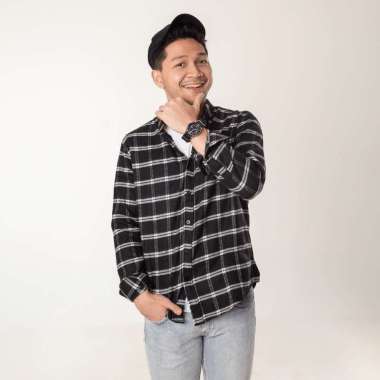 Kemeja Black Norton Flannel Shirt XL